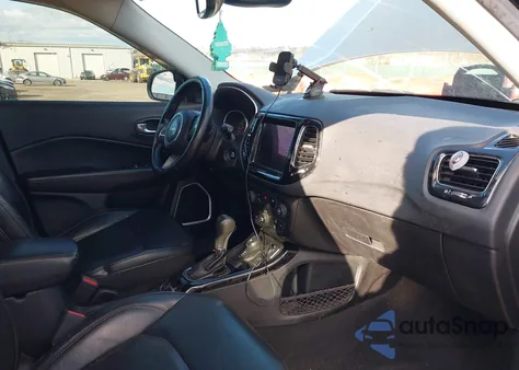 2018 Jeep Compass Limited 4X4 from USA, damaged, VIN 3C4NJDCB8JT113948